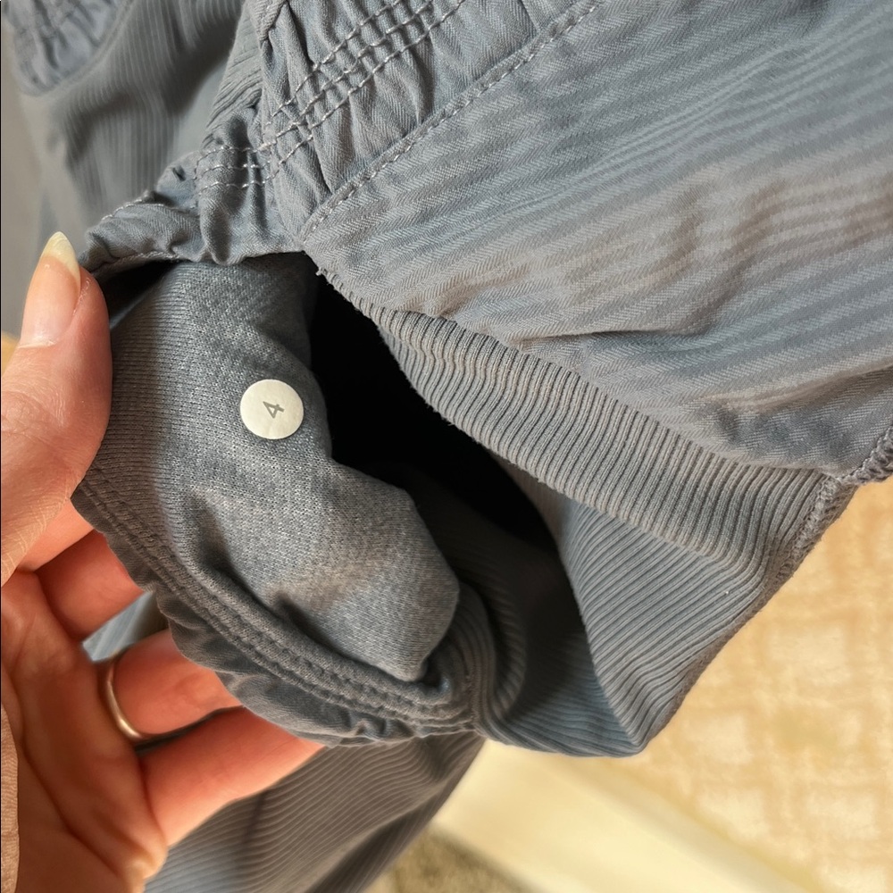 Lululemon Reversible Jacket - Picture 3 of 8